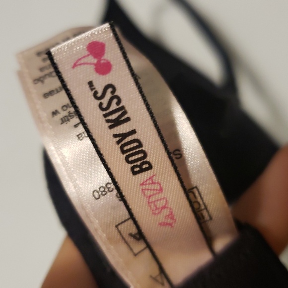 La SENZA Black Full-Coverage Bra with Adjustable Straps Body Kiss 34A NWT - Picture 4 of 6